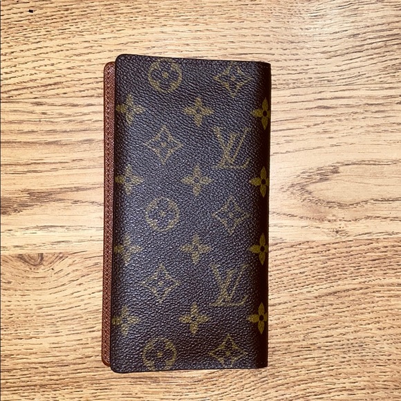 LOUIS VUITTON Porte Cartes Credit Bifold Monogram - Picture 2 of 10
